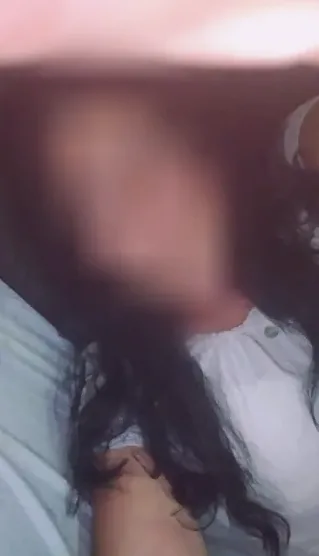 Karla, 39