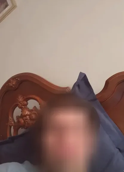 Nora, 24