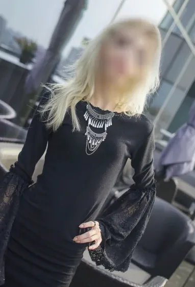 Susanne, 25
